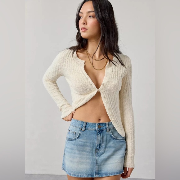 BDG Onna Denim Micro Mini Skirt in Mid Indigo - Picture 7 of 9